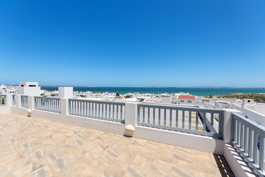 5 Bedroom Property for Sale in Paradise Beach Western Cape